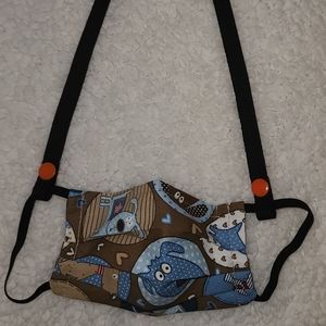 Pleated Face Mask with Lanyard
